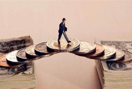 日本央行加息推升美元日元汇率 聚焦货币政策转向