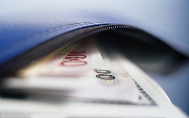 布伦特原油跌破60美元：俄乌局势缓和加剧抛压